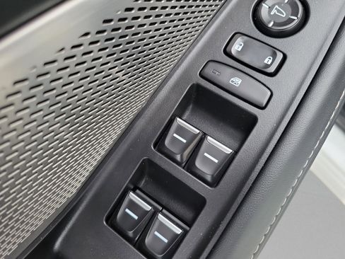 Used 2022 Acura MDX FWD w/ Technology Package image 13