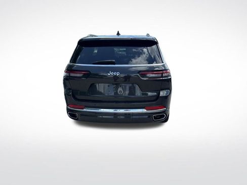 Used 2023 Jeep Grand Cherokee L Overland RWD image 5