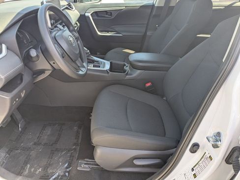 Used 2025 Toyota RAV4 LE image 20