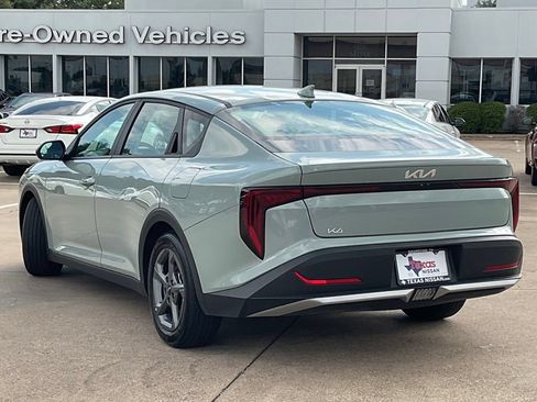 Used 2025 Kia K4 FWD image 6