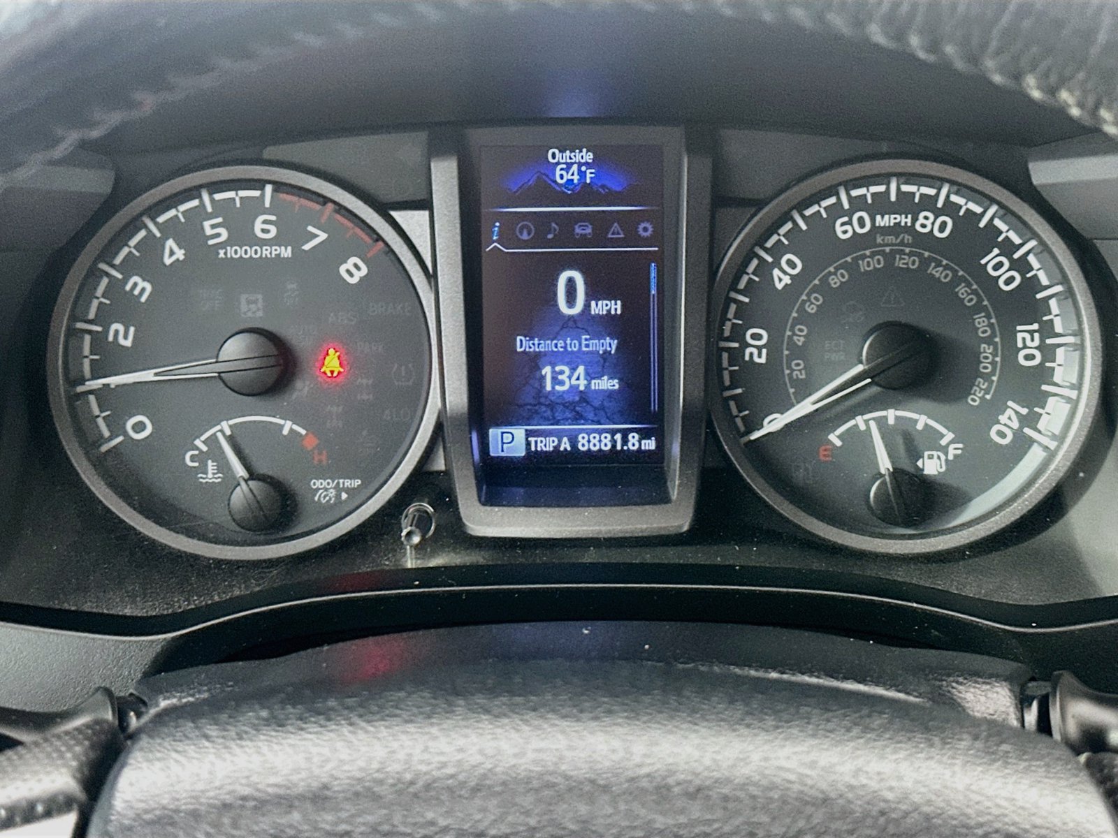 Used 2018 Toyota Tacoma TRD Sport AWD/4WD image 12