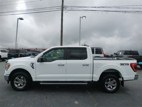 Used 2022 Ford F150 XLT w/ XTR Package image 4
