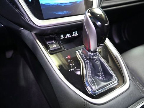 Used 2024 Subaru Outback Limited image 30