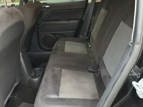 Used 2016 Jeep Patriot Sport w/ Power Value Group image 12