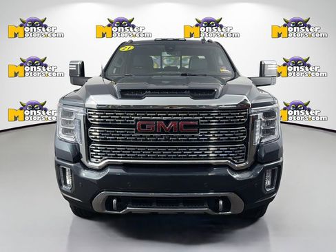 Used 2021 GMC Sierra 2500 Denali image 2