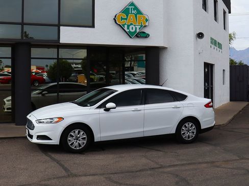 Used 2014 Ford Fusion S image 7