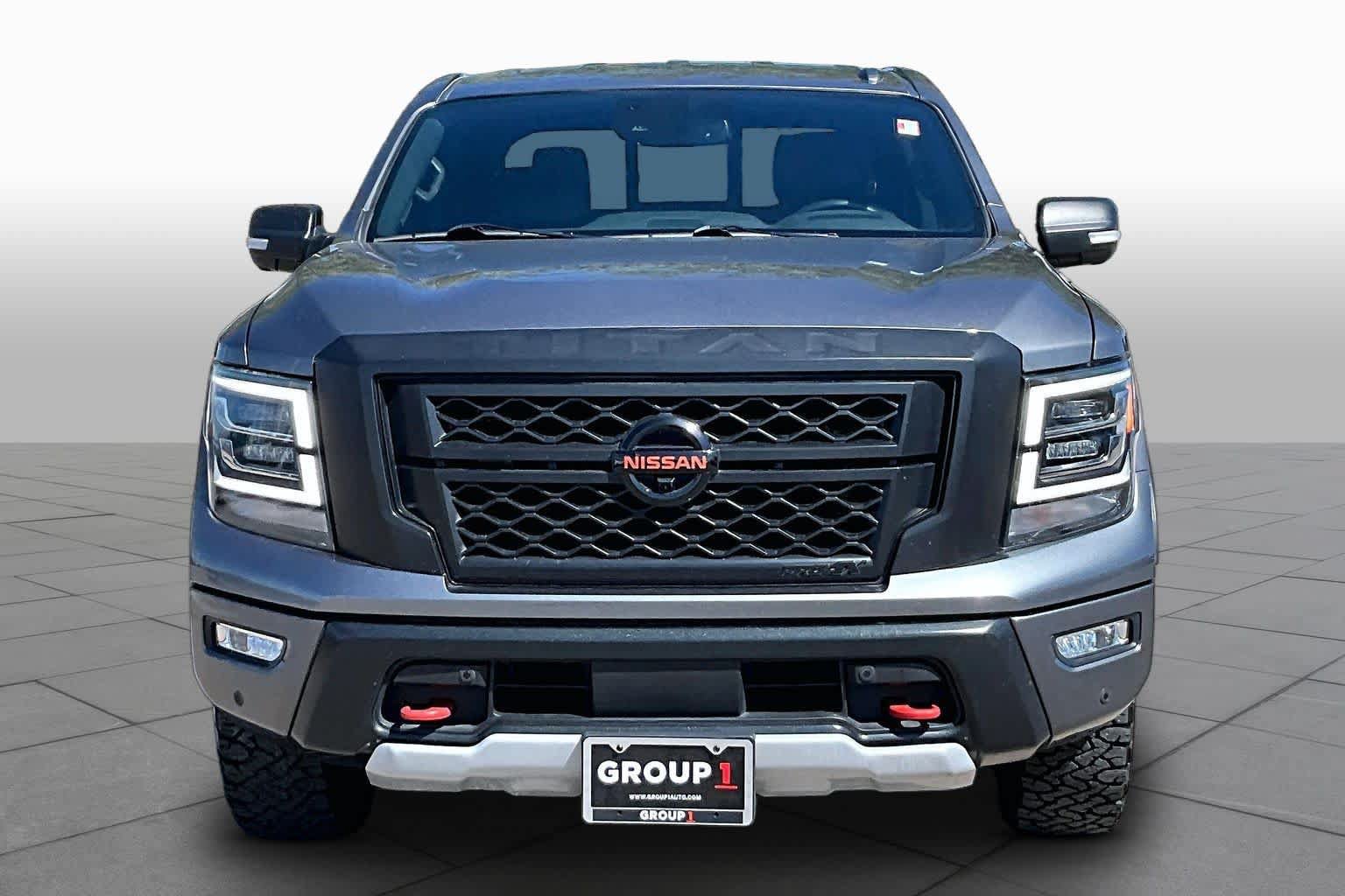 Used 2021 Nissan Titan PRO-4X w/ Pro-4x Convenience Package AWD/4WD image 4