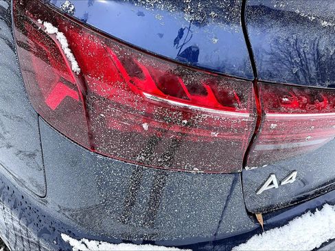 Used 2024 Audi A4 2.0T Premium Plus image 28