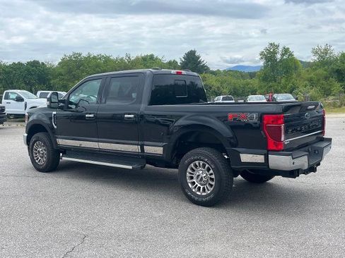 Certified 2022 Ford F250 XLT w/ XLT Premium Package AWD/4WD image 5