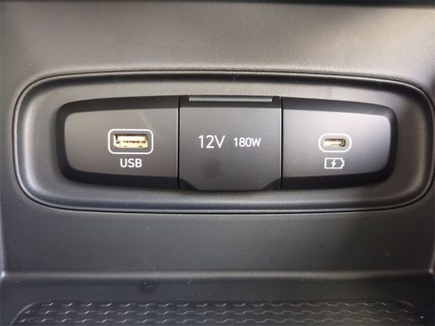 New 2026 Hyundai Venue SE image 23