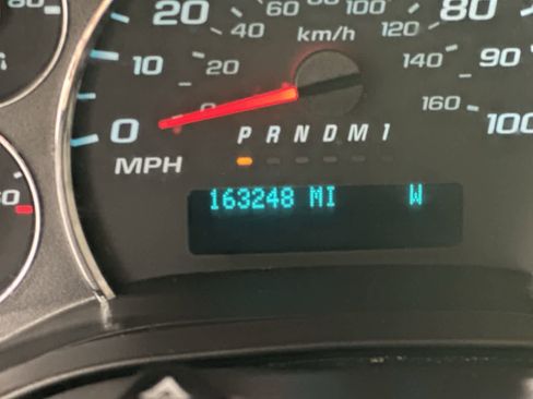Used 2020 Chevrolet Express 2500 w/ Driver Convenience Package RWD image 14