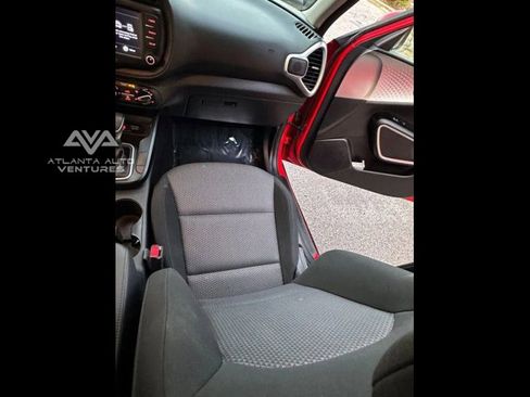 Used 2022 Kia Soul LX w/ Technology Package image 32