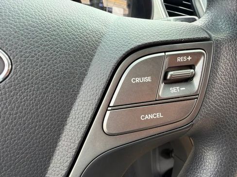 Used 2018 Hyundai Santa Fe Sport FWD image 24