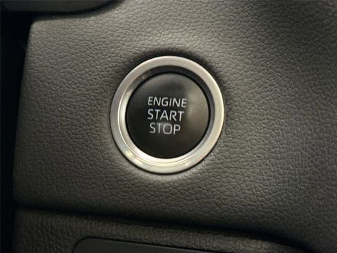 Used 2023 Toyota Tundra Limited w/ Power Package AWD/4WD image 22