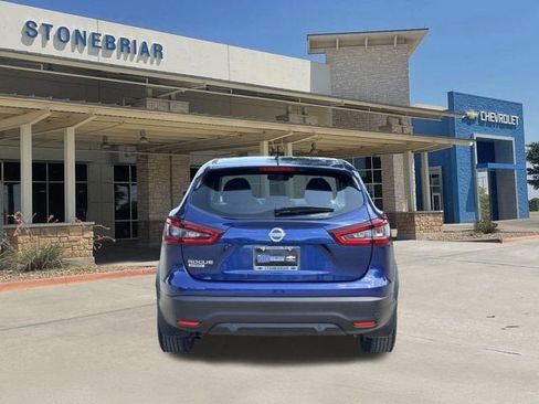 Used 2022 Nissan Rogue Sport S FWD image 6