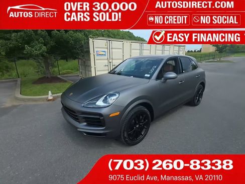 Used 2019 Porsche Cayenne S AWD/4WD image 1