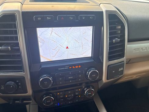 Used 2020 Ford F250 Lariat w/ Lariat Value Package AWD/4WD image 15