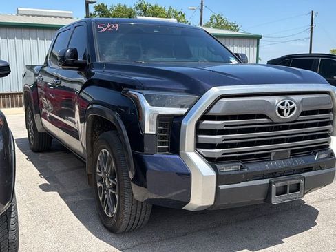 Used 2025 Toyota Tundra Limited w/ Power Package AWD/4WD image 3