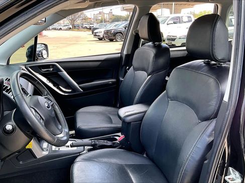 Used 2016 Subaru Forester 2.5i Limited w/ Protection Package #2 image 7
