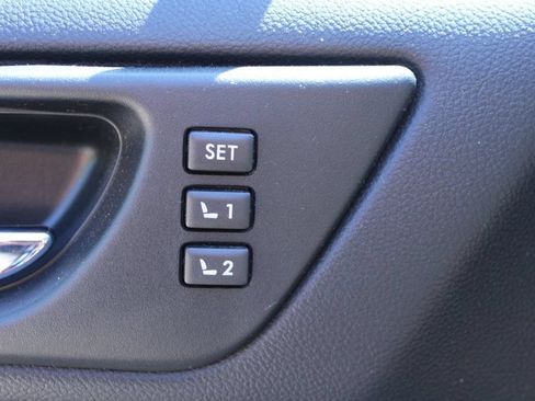 Used 2015 Subaru Legacy 2.5i Limited AWD/4WD image 26