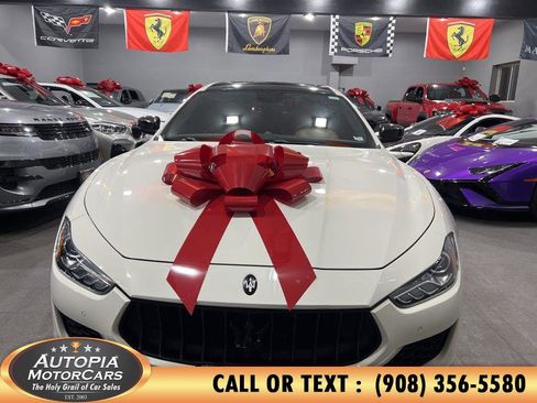 Used 2019 Maserati Ghibli S Q4 AWD/4WD image 10