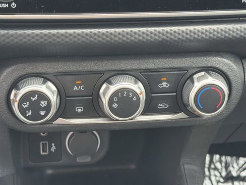 Used 2022 Nissan Kicks S w/ Interior Electronics Package image 14