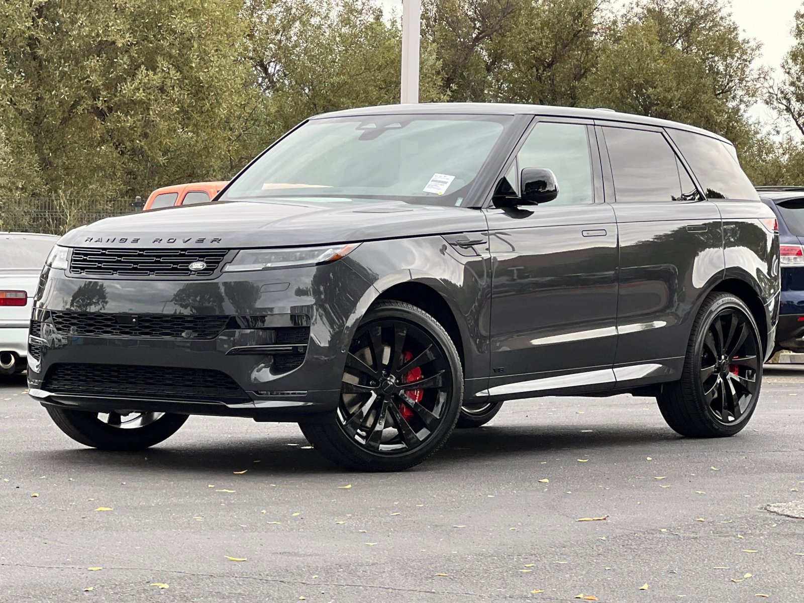 New 2026 Land Rover Range Rover Sport Dynamic SE AWD/4WD image 1