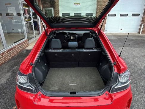 Used 2016 Scion tC image 9