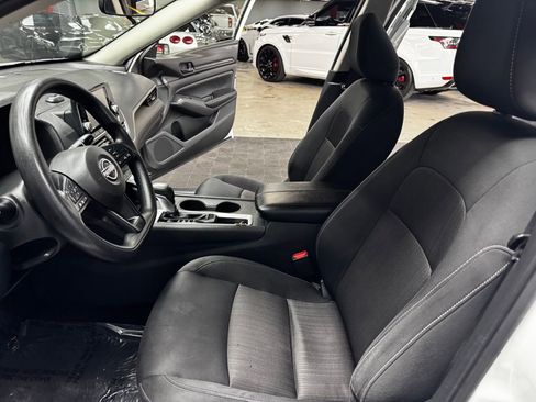 Used 2024 Nissan Altima 2.5 S FWD image 34