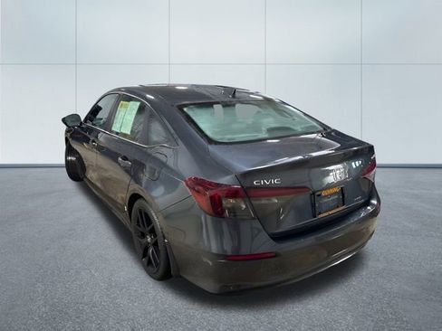 Used 2025 Honda Civic Sport image 3