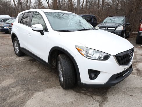 Used 2015 MAZDA CX-5 Touring image 4