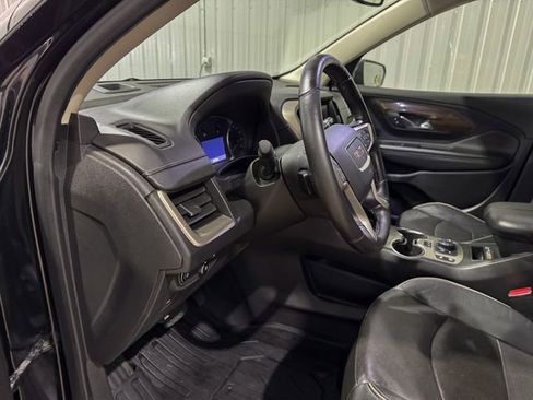 Used 2020 GMC Terrain Denali w/ GMC Pro Grade Package image 13