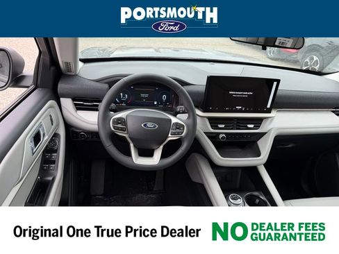 New 2026 Ford Explorer Active w/ Active Comfort Package image 7