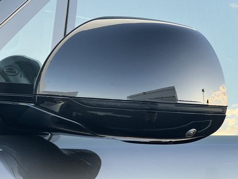 Used 2023 Land Rover Range Rover Long Wheelbase Autobiography image 52