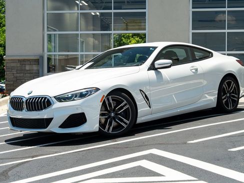 Used 2022 BMW 840i Coupe w/ Driving Assistance Package RWD image 2