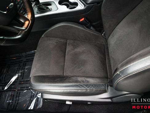 Used 2023 Dodge Challenger R/T Scat Pack RWD image 19