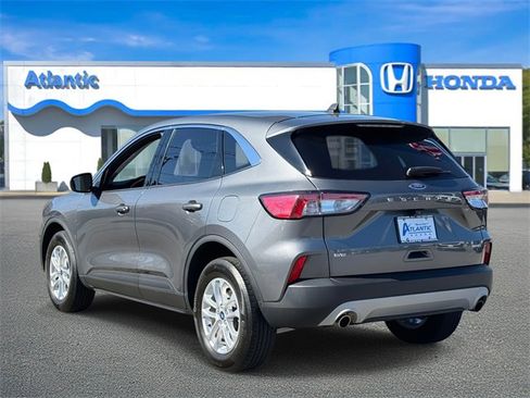 Used 2022 Ford Escape SE w/ Convenience Package image 6