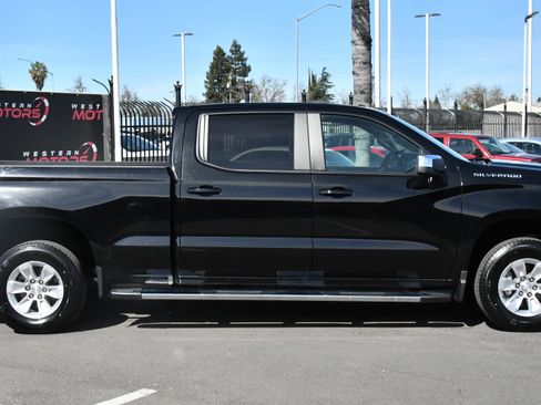 Used 2024 Chevrolet Silverado 1500 LT w/ Protection Package AWD/4WD image 9