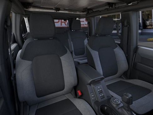 New 2025 Ford Bronco 4-Door image 11