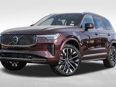 New 2026 Volvo XC90 B5 Plus w/ Protection Package Premier