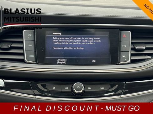 Used 2022 Buick Enclave Avenir image 30