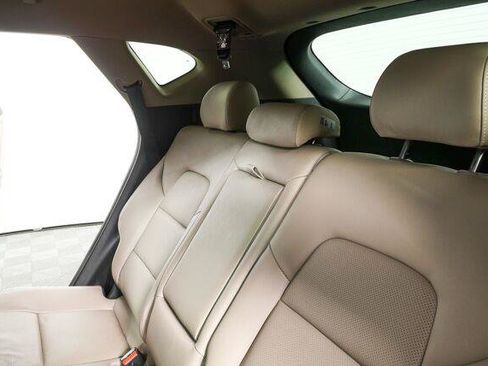 Used 2020 Hyundai Tucson Limited FWD image 13