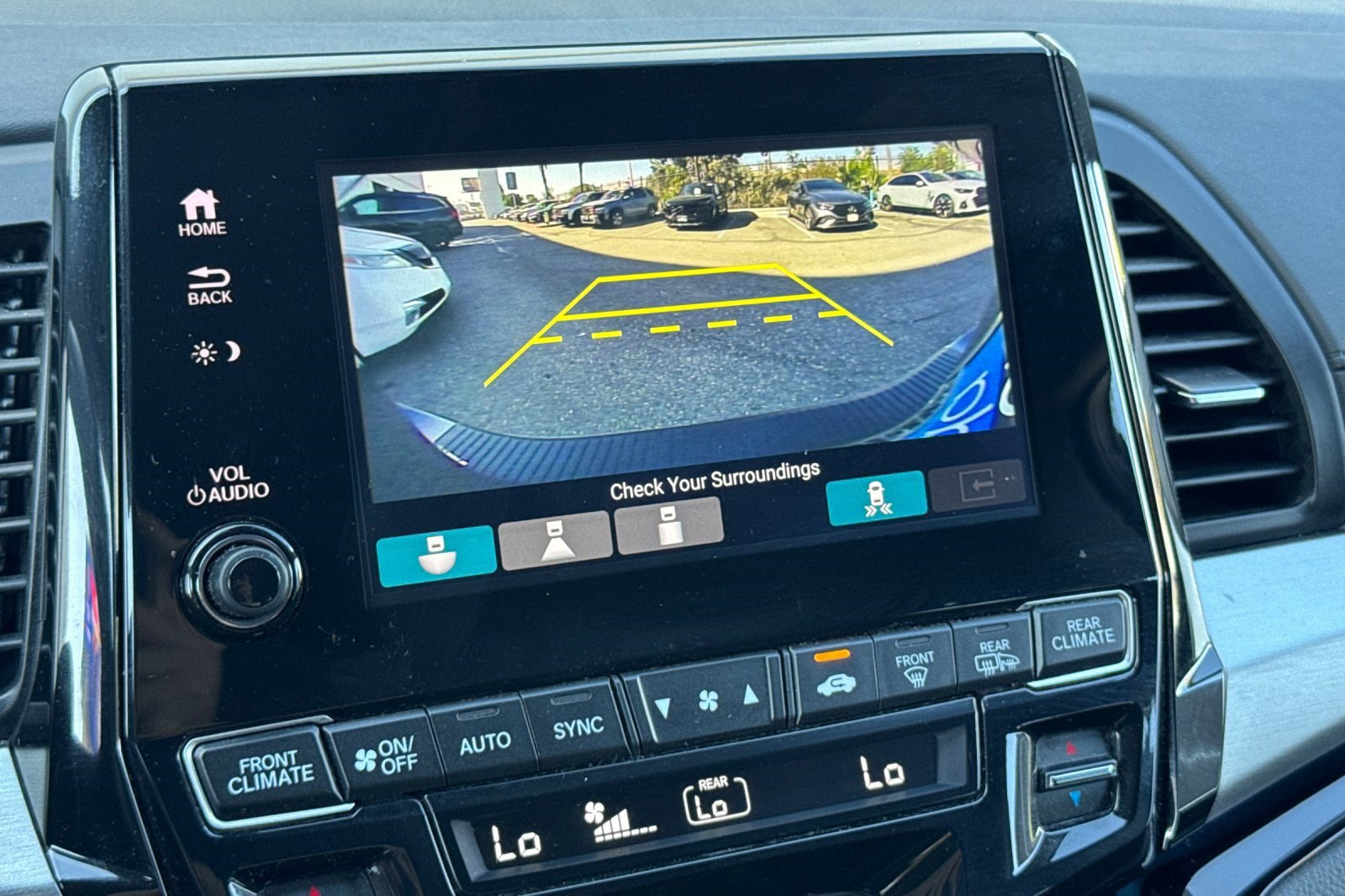 Certified 2024 Honda Odyssey Touring image 21