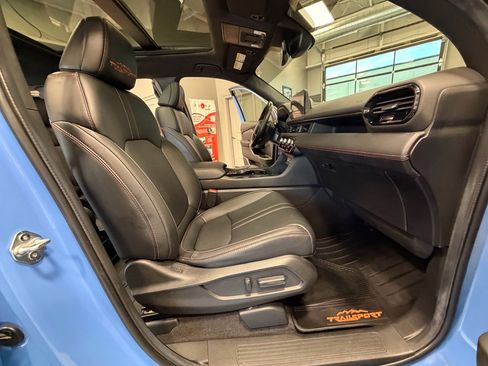 Used 2024 Honda Pilot TrailSport image 46