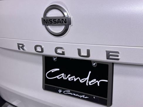 Used 2021 Nissan Rogue SV w/ Premium Package image 68
