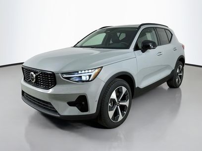 New 2026 Volvo XC40 B5 Plus w/ Protection Package Premier