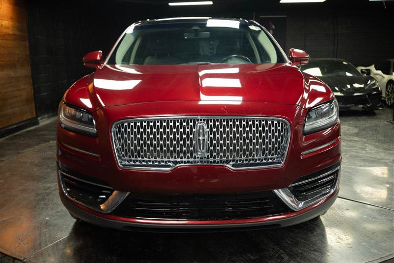 Used 2019 Lincoln Nautilus Reserve AWD/4WD image 3
