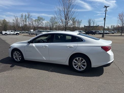 Used 2024 Chevrolet Malibu LT image 21