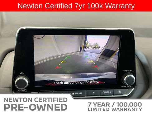 Used 2024 Nissan Rogue SV w/ SV Premium Package AWD/4WD image 12