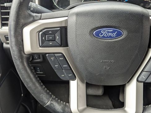 Used 2018 Ford F150 Lariat w/ Equipment Group 502A Luxury image 21